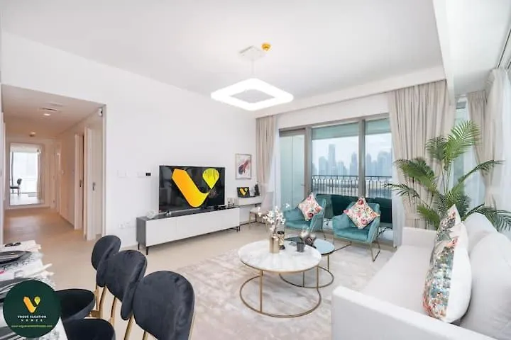 Downtown Views II - Vogue - 3 Bedroom Apartment Plus Kids Room With Spectacular Burj Khalifa Views And Walkable To Dubai Mall